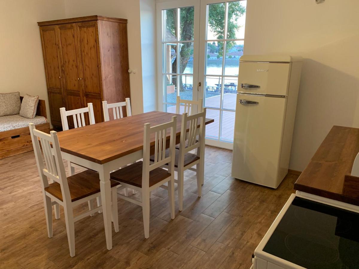 Szazesztendos Reveszhaz Apartman 셰지트모노스토 외부 사진