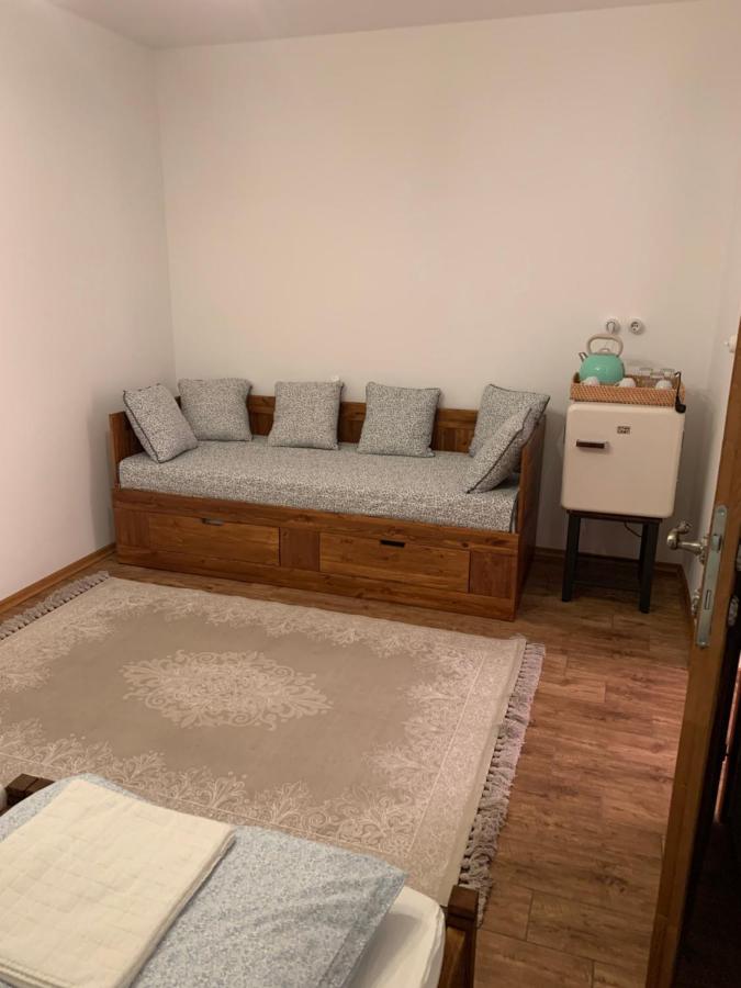 Szazesztendos Reveszhaz Apartman 셰지트모노스토 외부 사진