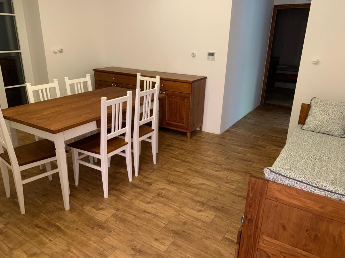Szazesztendos Reveszhaz Apartman 셰지트모노스토 외부 사진