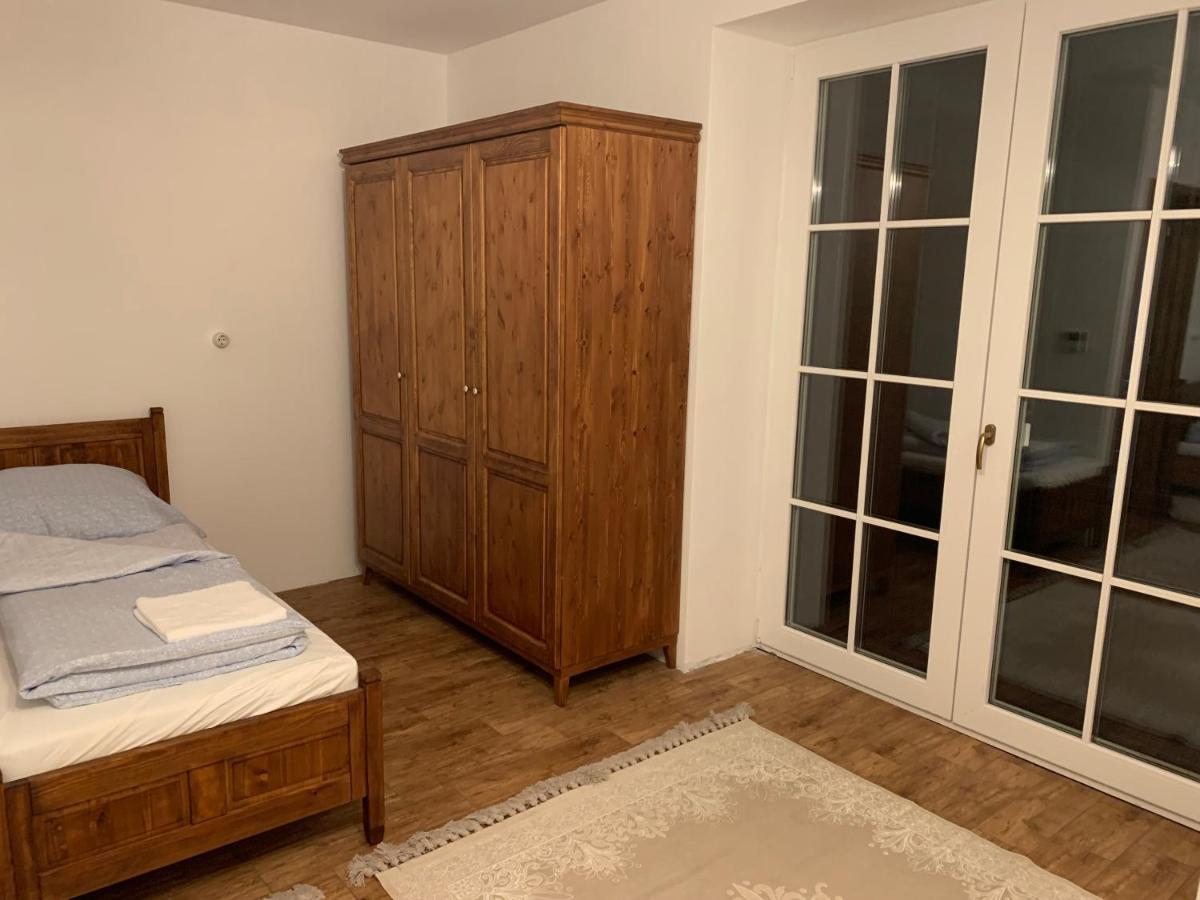 Szazesztendos Reveszhaz Apartman 셰지트모노스토 외부 사진